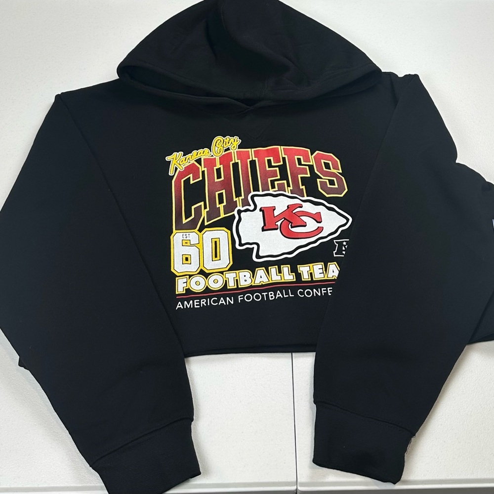 NFL Ultra Game‎ Kansas City Chiefs Women's Cropped Pullover Hoodie Black Large